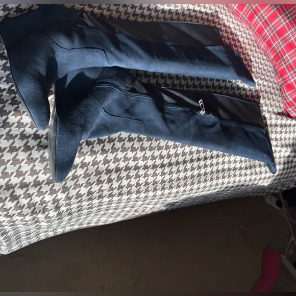 Suede knee high boots , wedge heel Navy Charles David - Picture 11 of 14